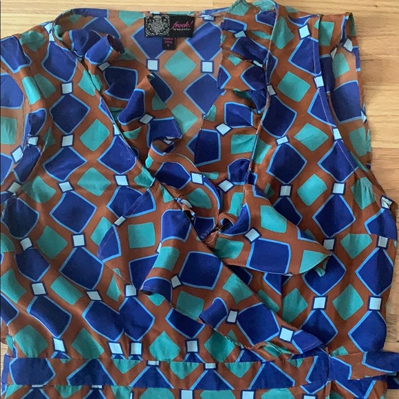 Tracy Reese Silk wrap dress 💙💚Geo print - Picture 10 of 16